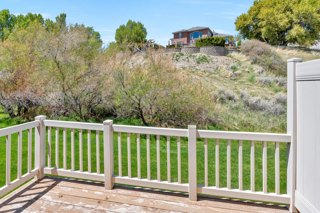 Photo of 3087 E CANYON GLEN LOOP RD, Spanish Fork, UT 84660 (MLS # 2154759)