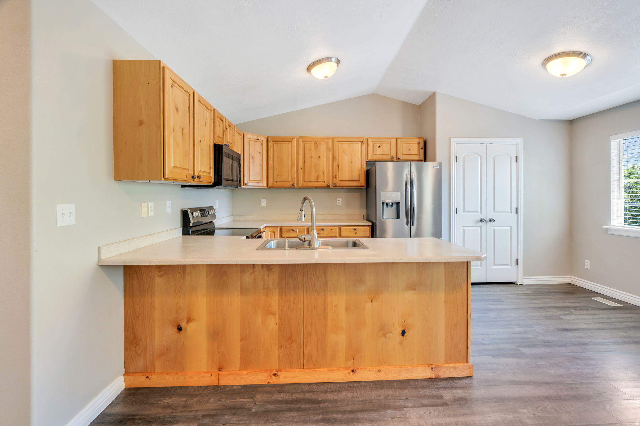CANYON VIEW - Residential