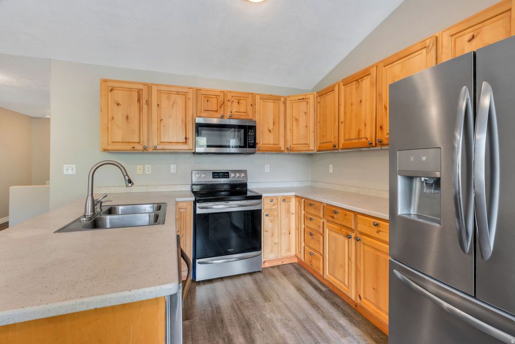 Photo of 3087 E CANYON GLEN LOOP RD, Spanish Fork, UT 84660 (MLS # 2154759)