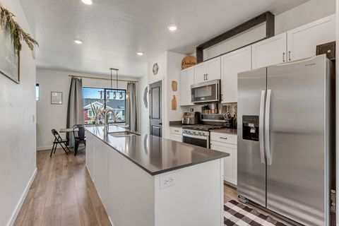 Tiny photo for 1106 E YARD ROW, Saratoga Springs, UT 84045 (MLS # 2133906)