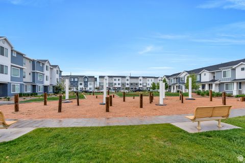 Tiny photo for 1106 E YARD ROW, Saratoga Springs, UT 84045 (MLS # 2133906)