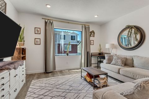 Tiny photo for 1106 E YARD ROW, Saratoga Springs, UT 84045 (MLS # 2133906)