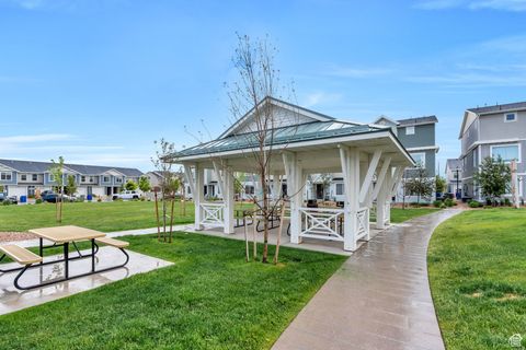 Tiny photo for 1106 E YARD ROW, Saratoga Springs, UT 84045 (MLS # 2133906)