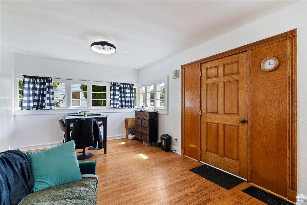 PIONEER - Residential