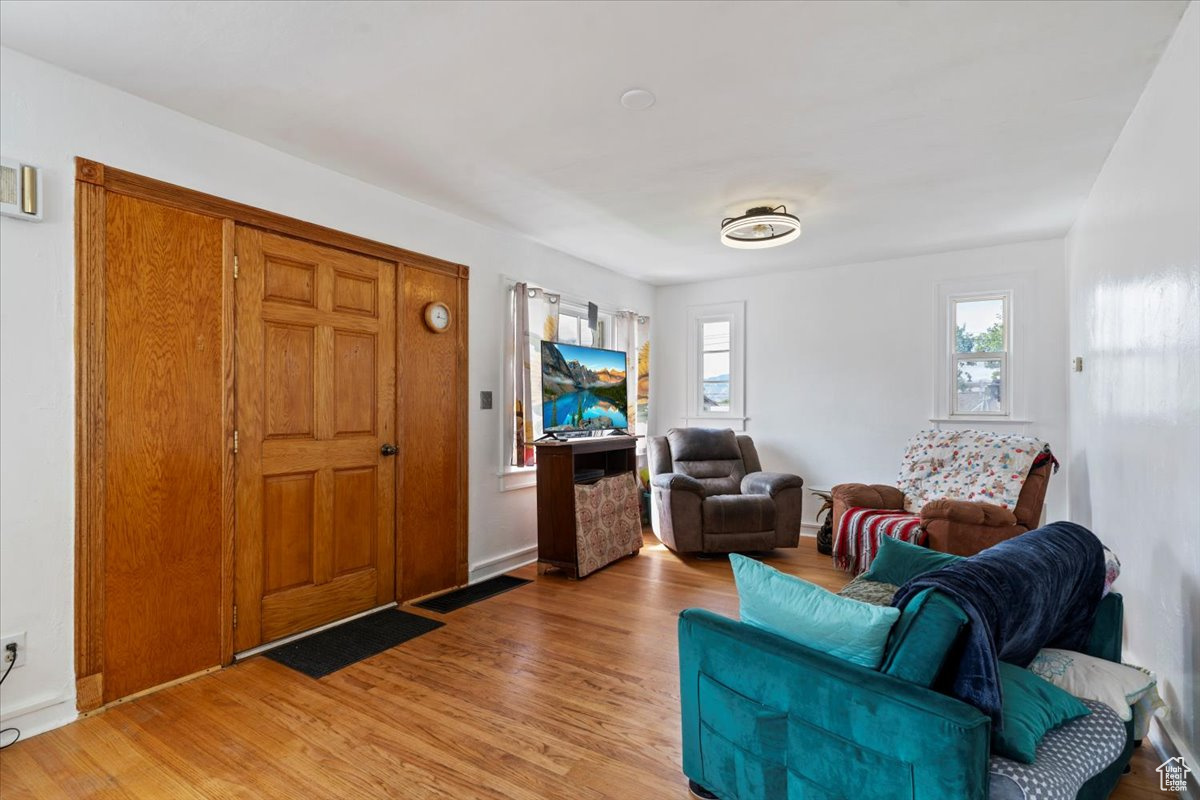 PIONEER - Residential