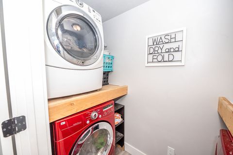 Tiny photo for 454 W 550 S, Tremonton, UT 84337 (MLS # 2145077)