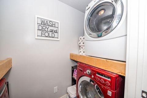 Tiny photo for 454 W 550 S, Tremonton, UT 84337 (MLS # 2145077)