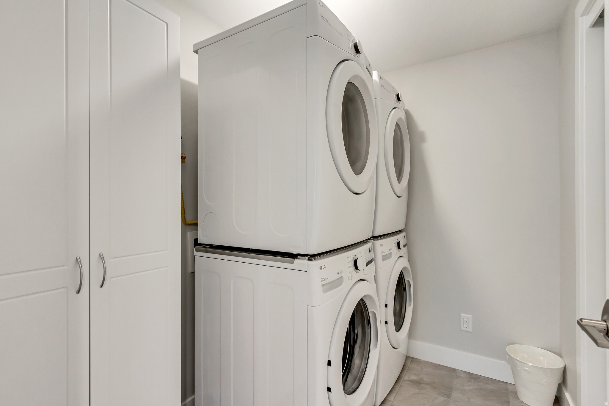 THE BRIDGES - Residential