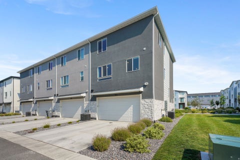 Tiny photo for 972 W 540 S, American Fork, UT 84003 (MLS # 2177171)