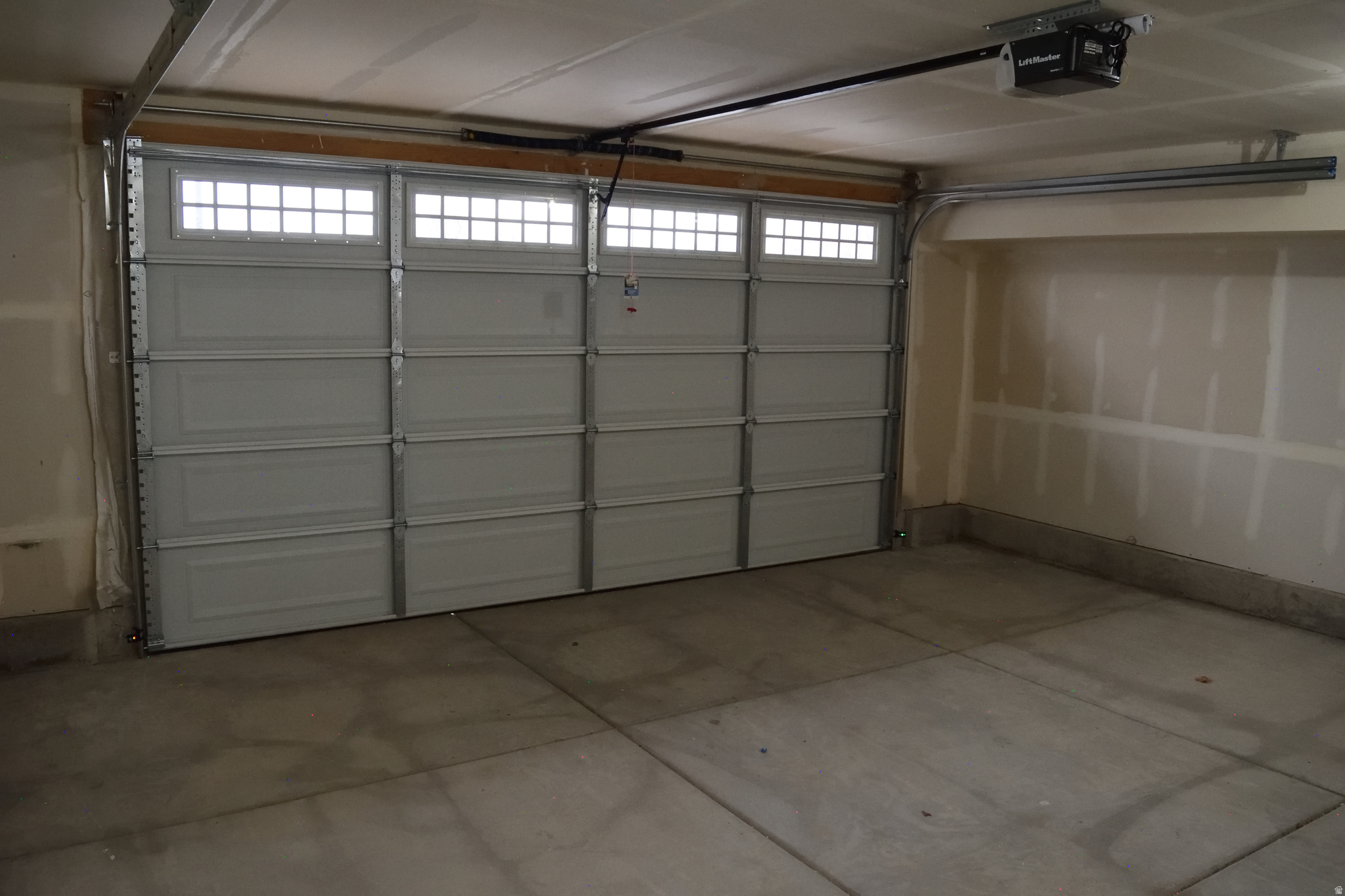 RIDGE - Residential Lease