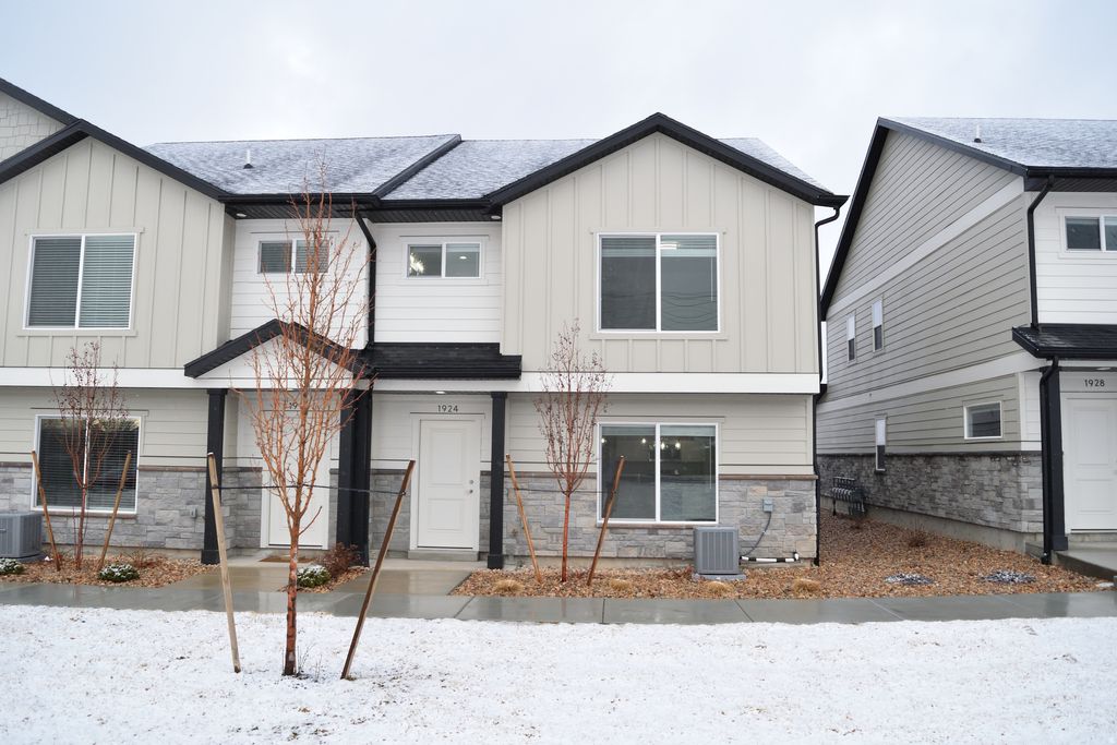 Photo of 1924 E 1550 N, Springville, UT 84663 (MLS # 2149986)