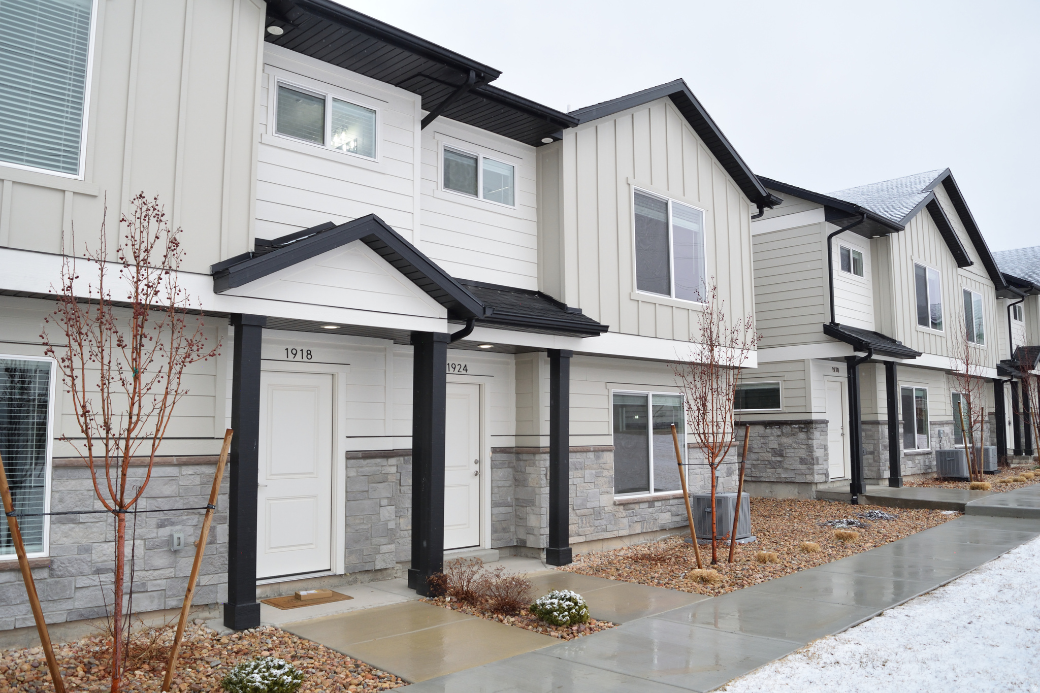 RIDGE - Residential Lease