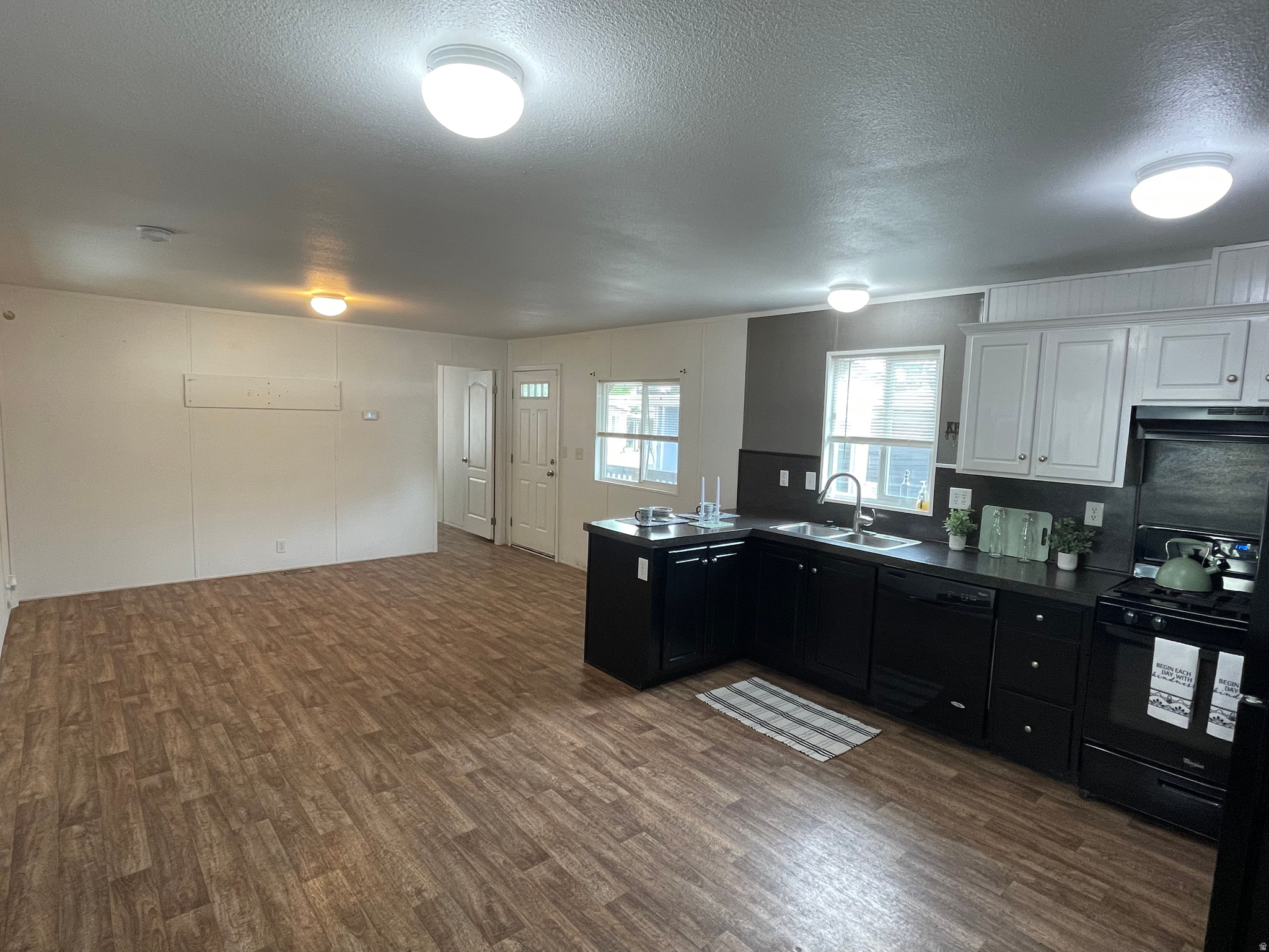 MAJESTIC MEADOWS - Residential