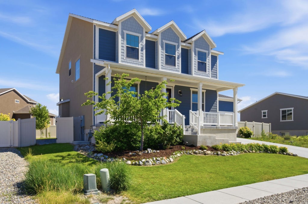 Photo of 615 W FIRESIDE LN, Stansbury Park, UT 84074 (MLS # 2165009)
