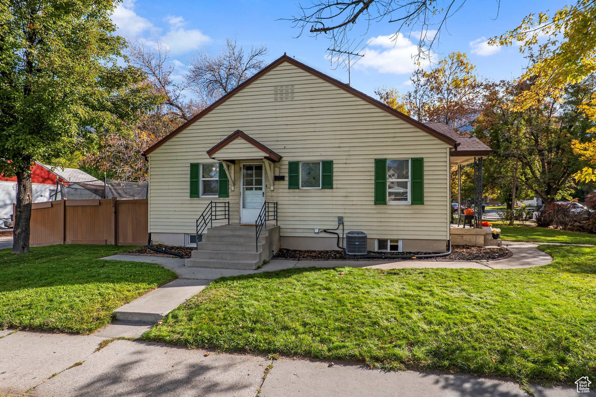 HEBER E FARR - Residential