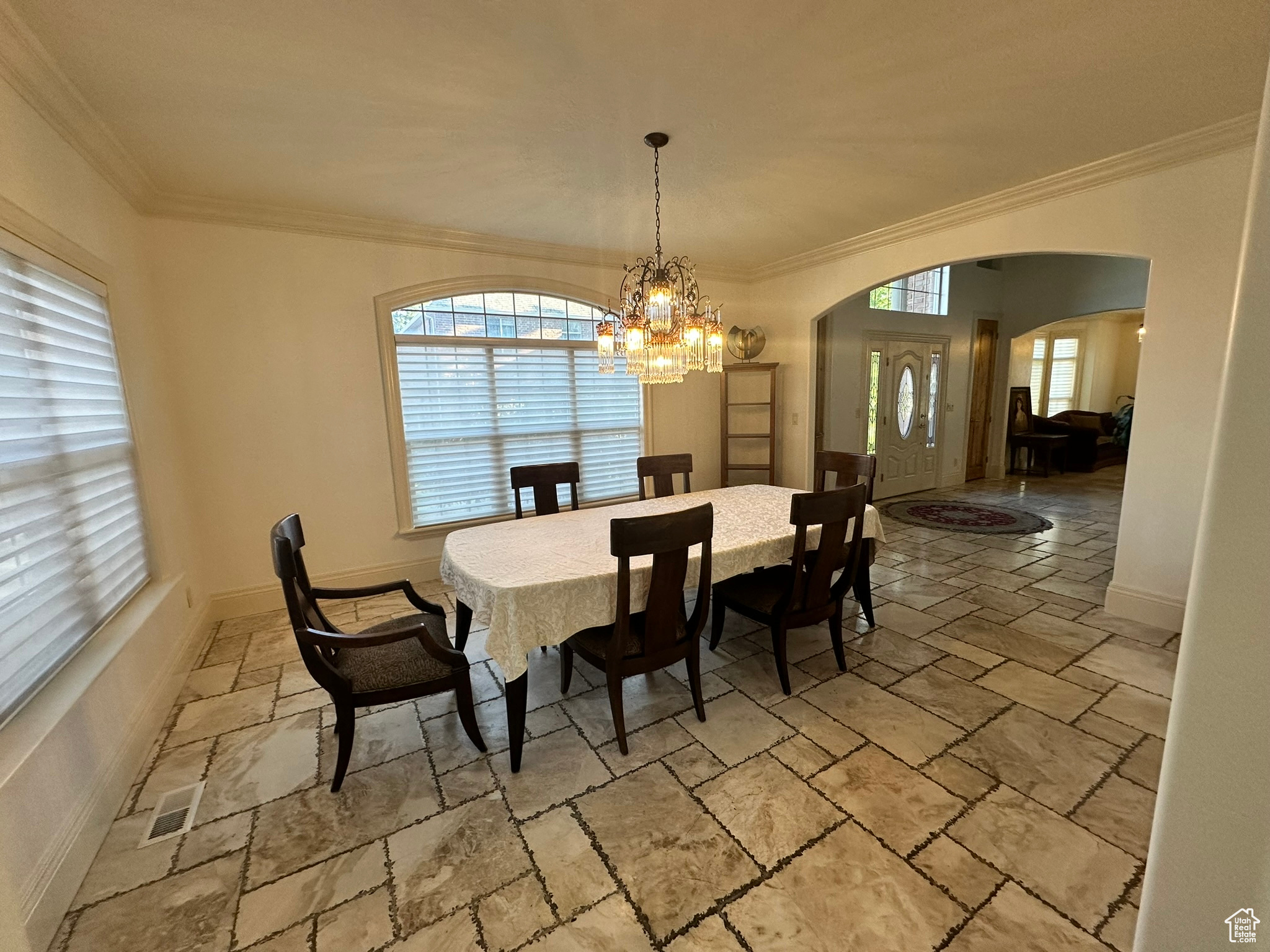 DELARA PLACE - Residential