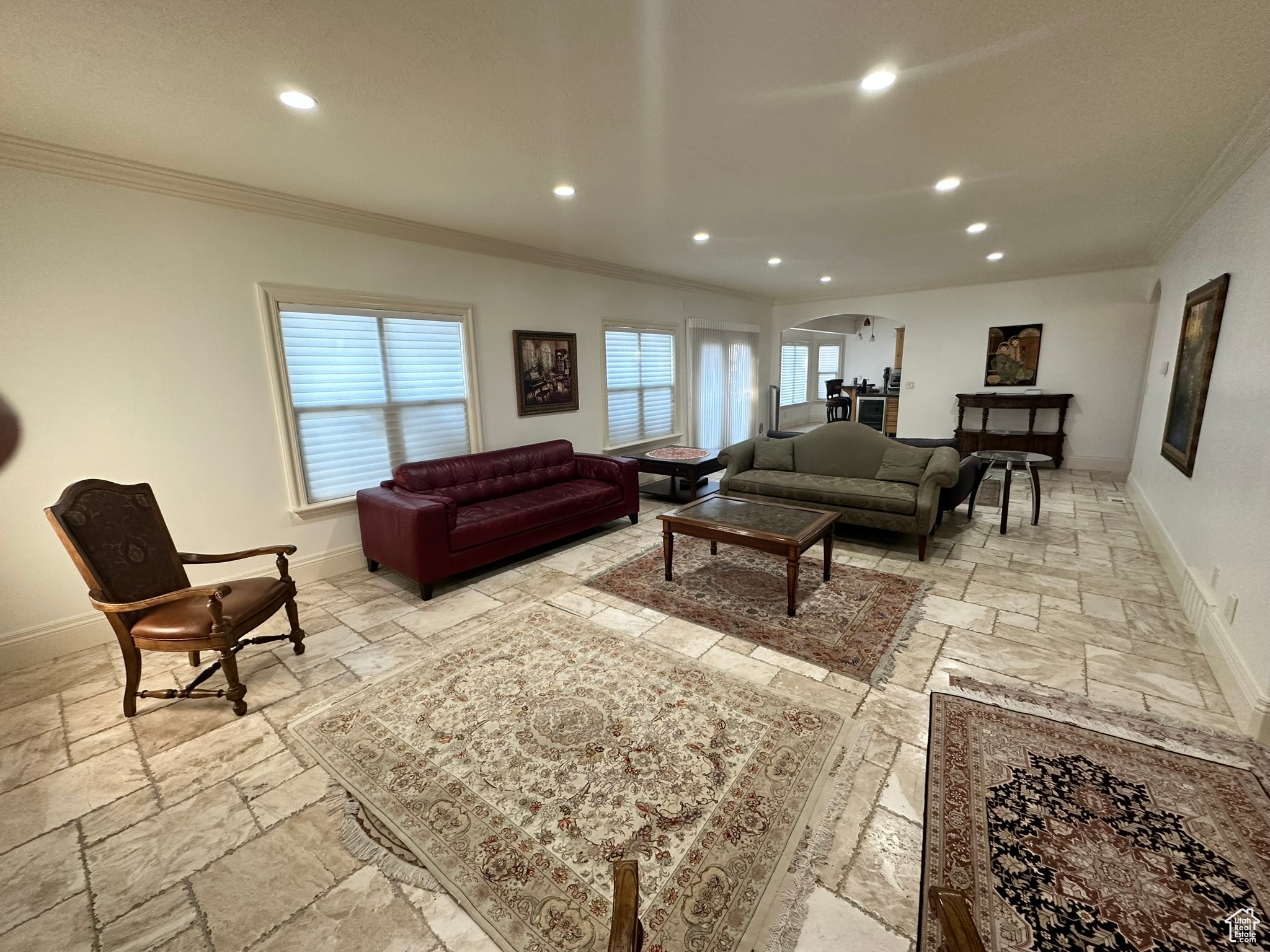 DELARA PLACE - Residential