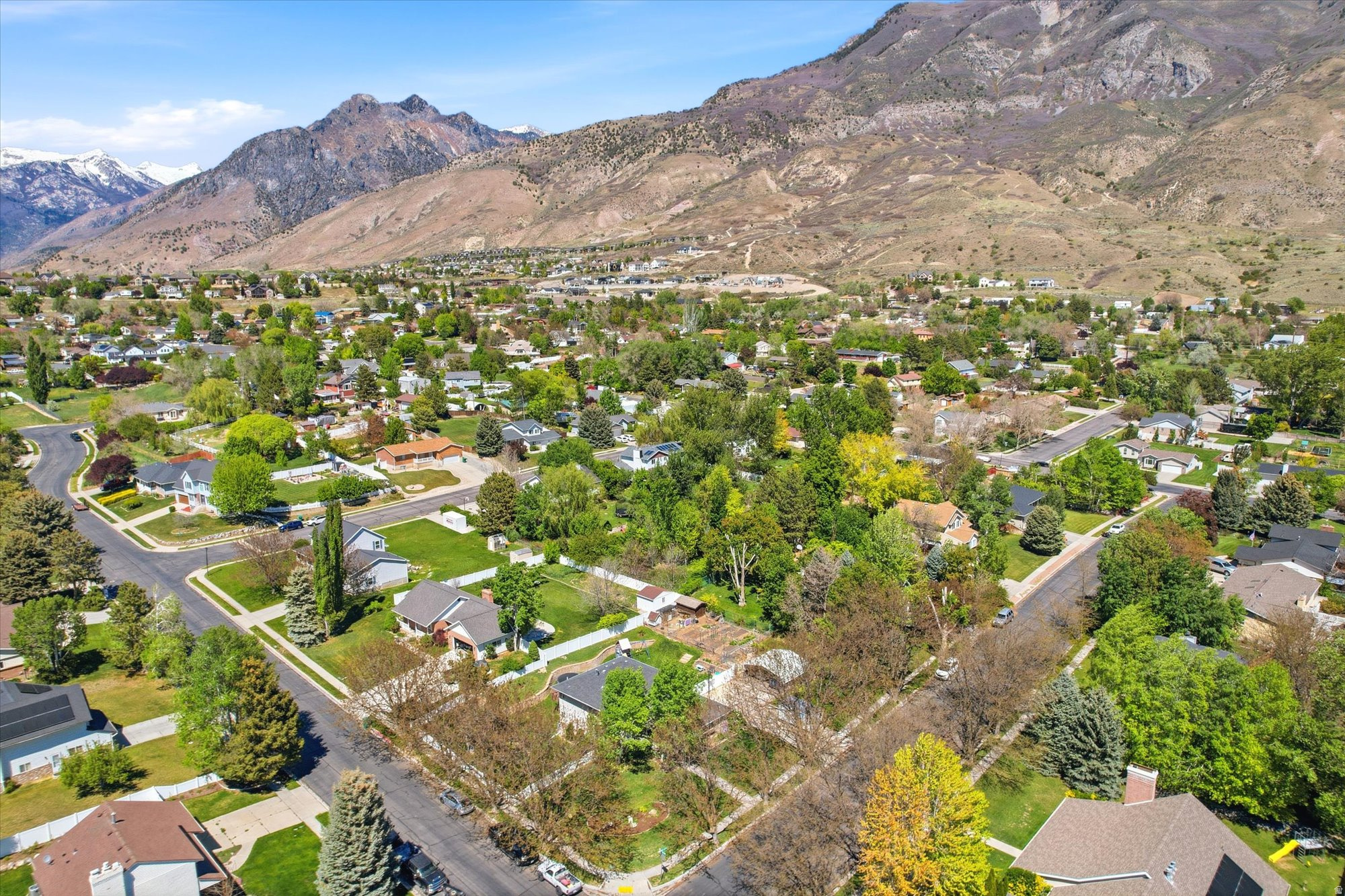 NORTH MEADOW - Residential