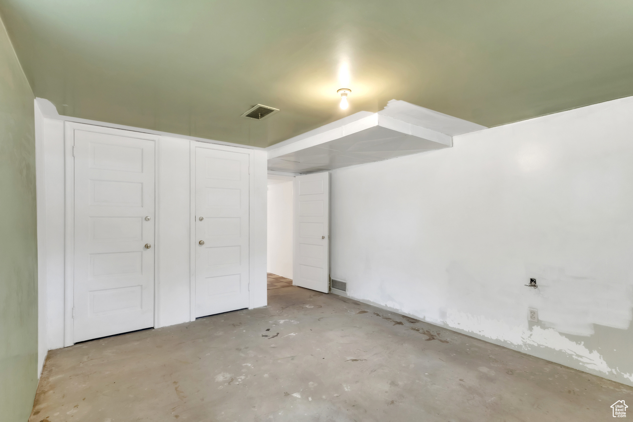 River Heights, Utah 84321, United States, 4 Bedrooms Bedrooms, ,2 BathroomsBathrooms,Residential,Active,126428