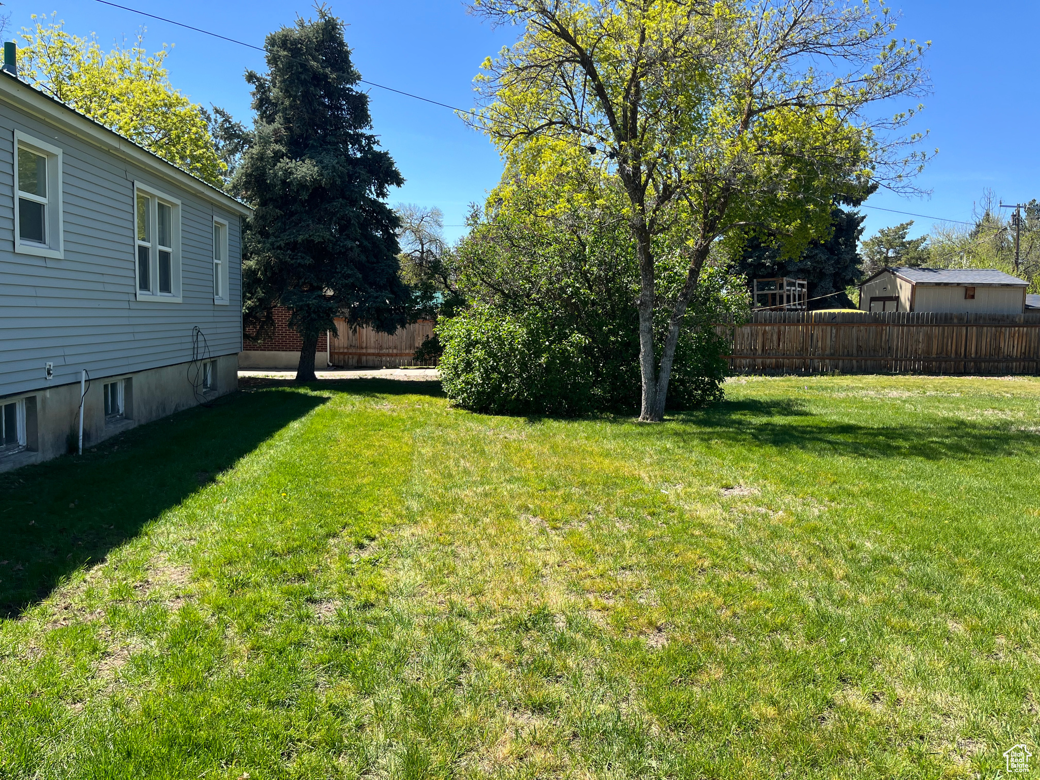 River Heights, Utah 84321, United States, 4 Bedrooms Bedrooms, ,2 BathroomsBathrooms,Residential,Active,126428