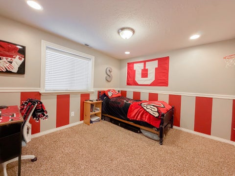 Tiny photo for 1087 BANBURY DR, Syracuse, UT 84075 (MLS # 2178168)