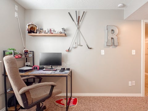 Tiny photo for 1087 BANBURY DR, Syracuse, UT 84075 (MLS # 2178168)