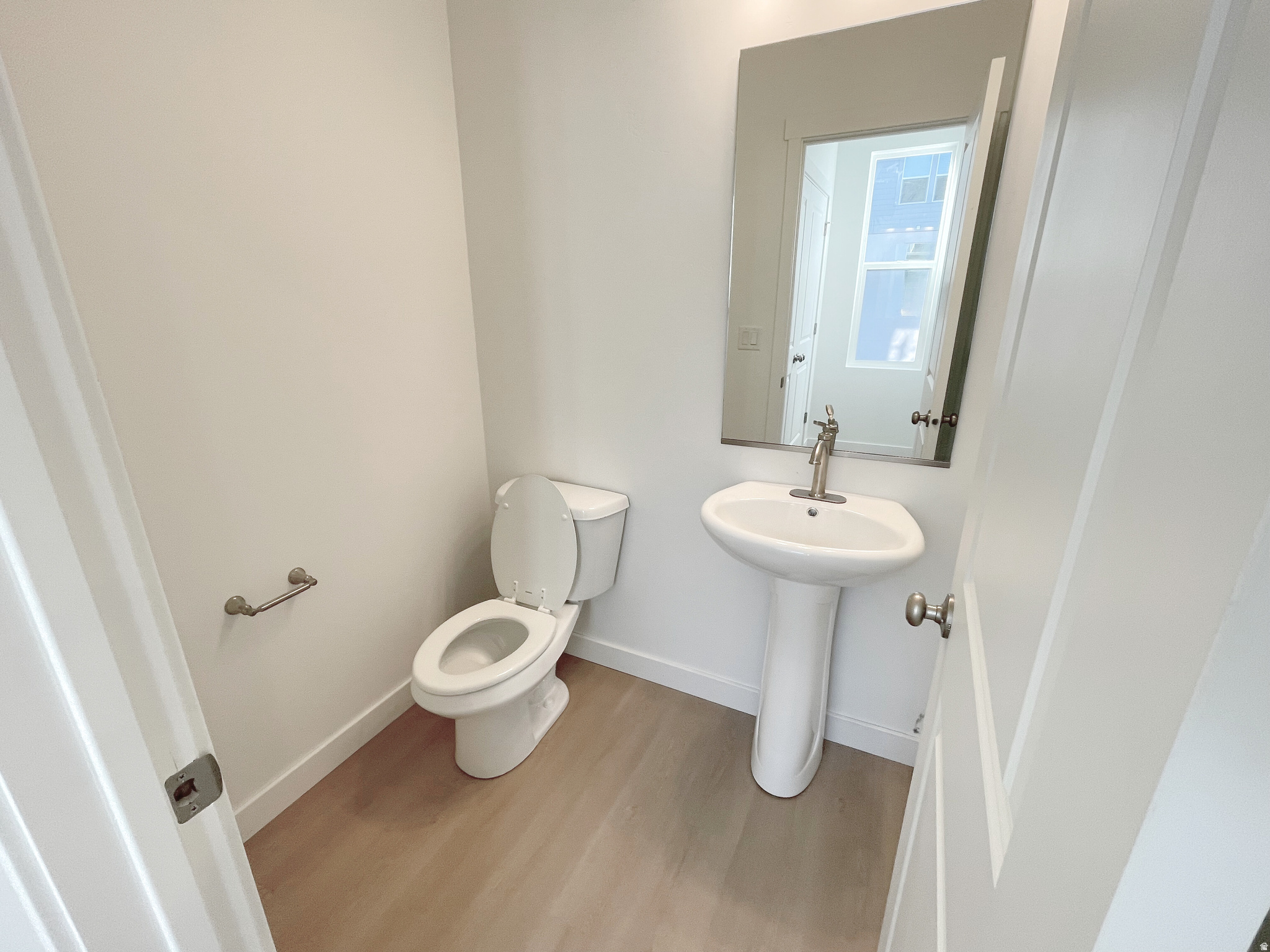 BEACON POINTE - Residential