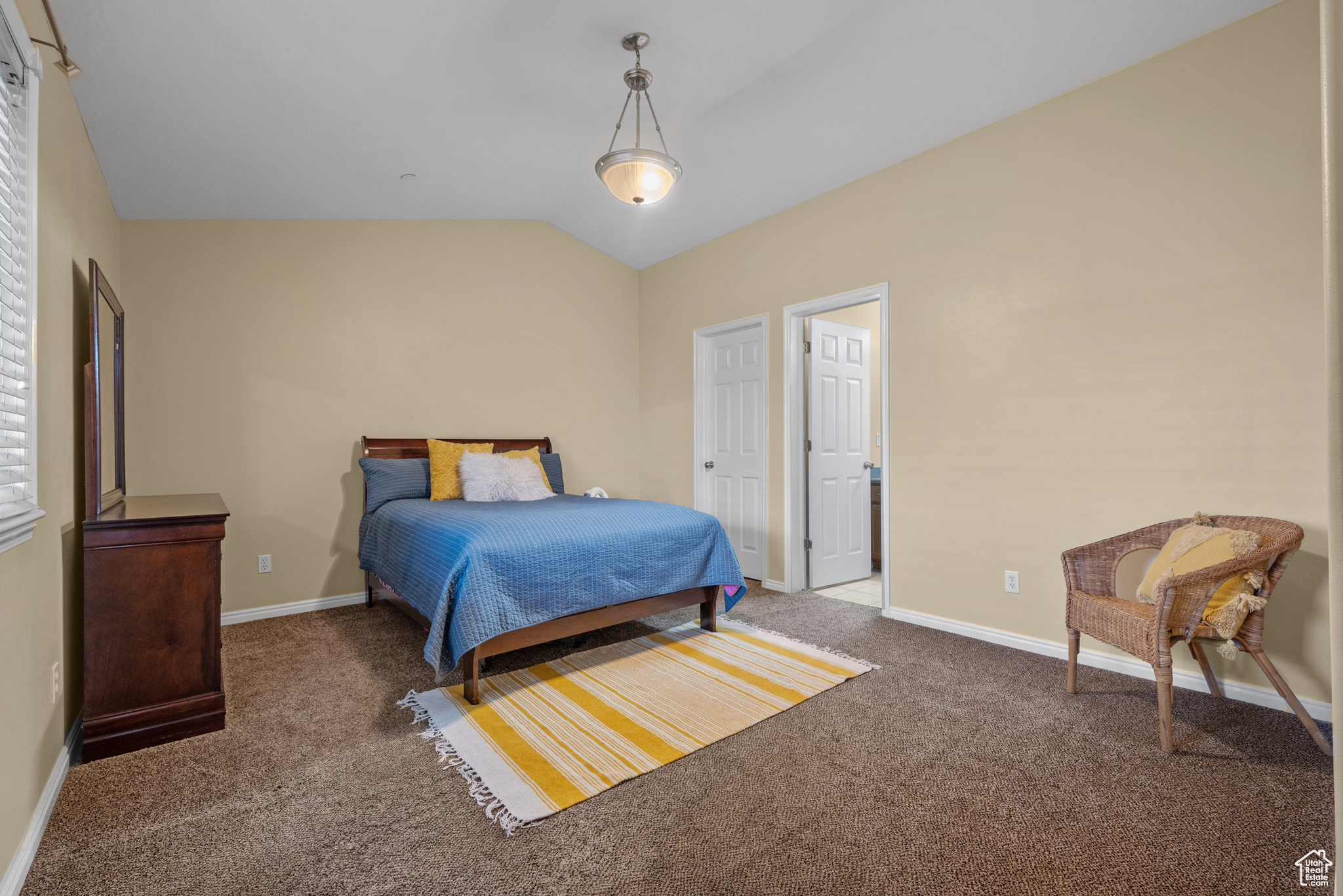 GATEWAY VILLAGE - Residential