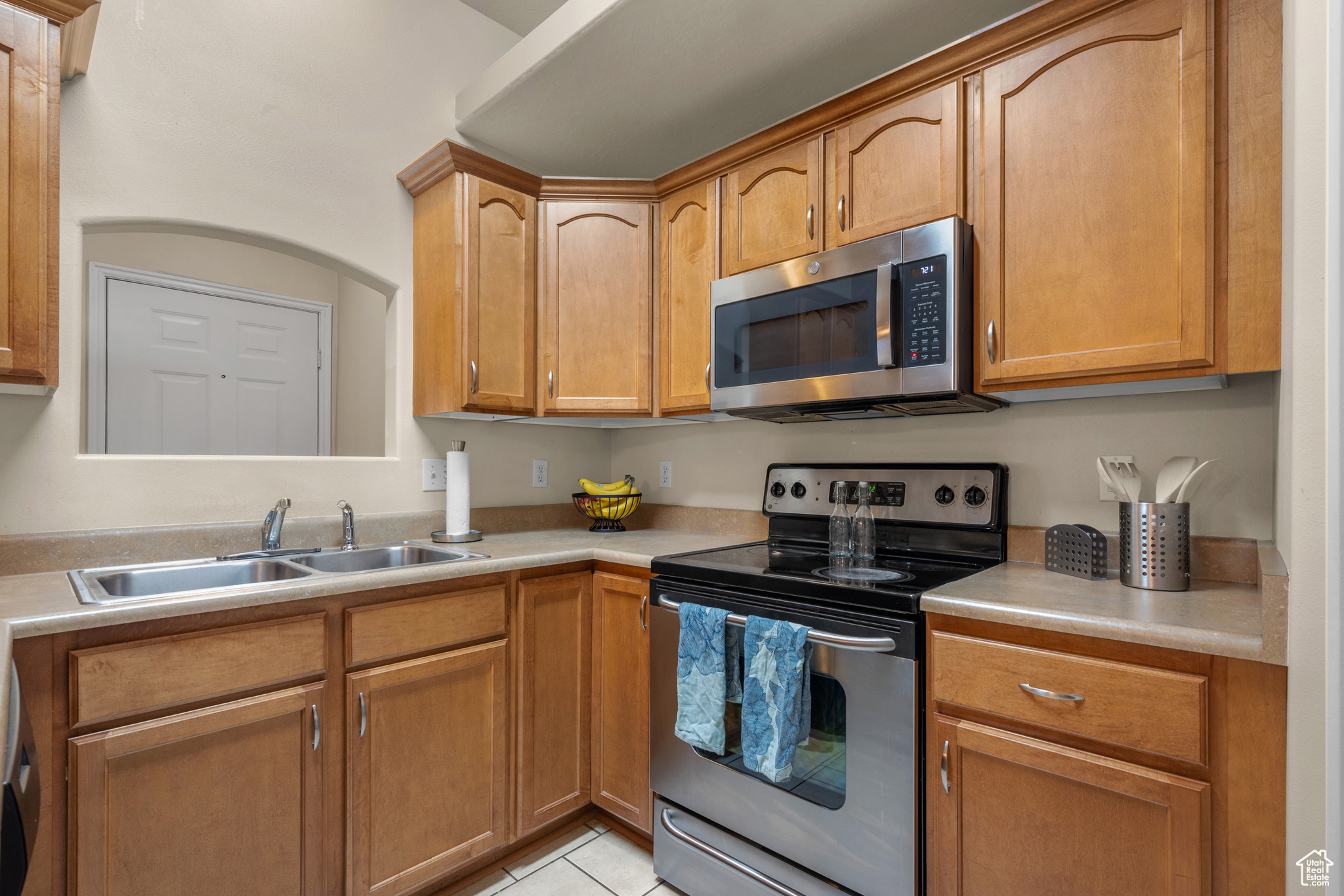 GATEWAY VILLAGE - Residential