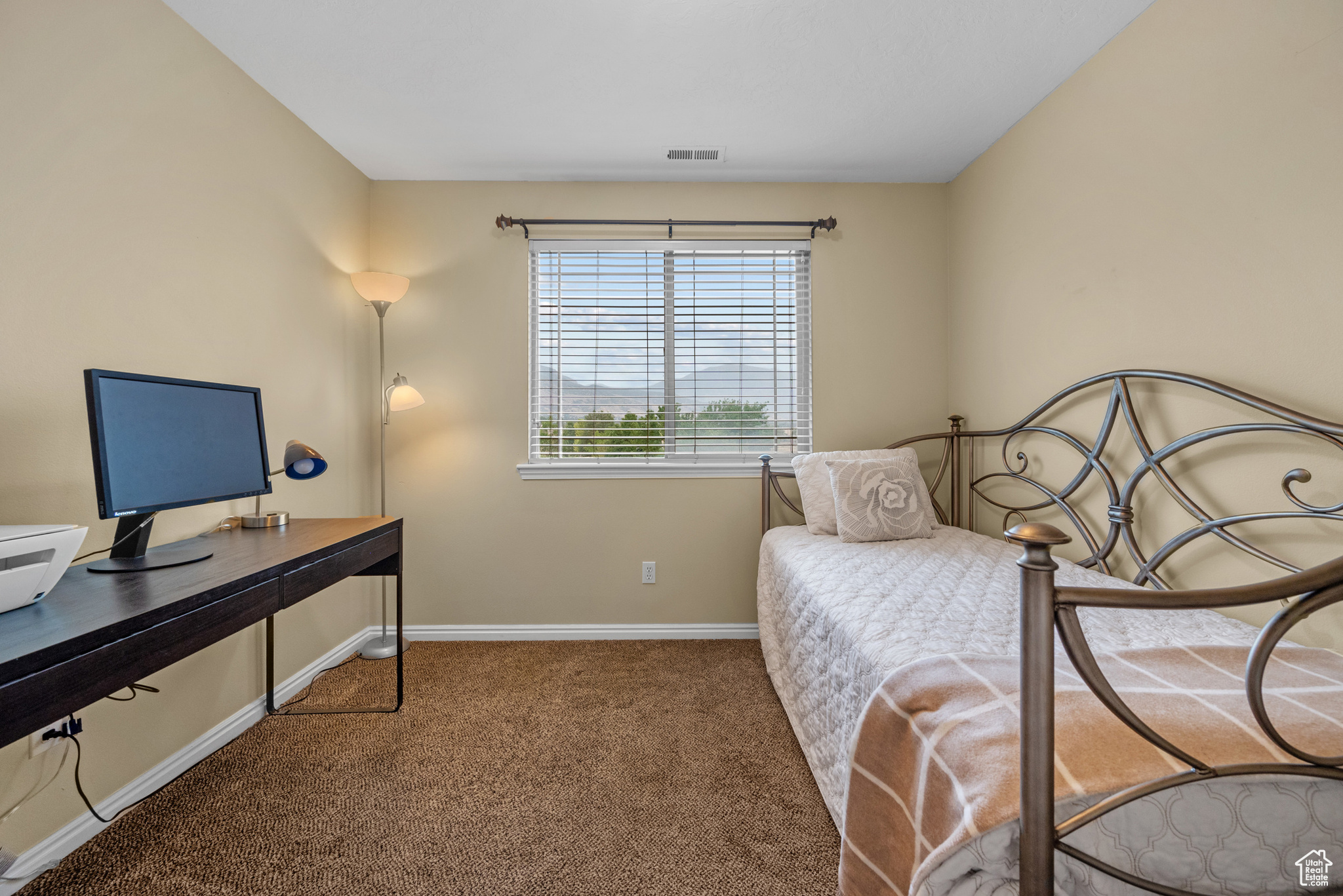 GATEWAY VILLAGE - Residential