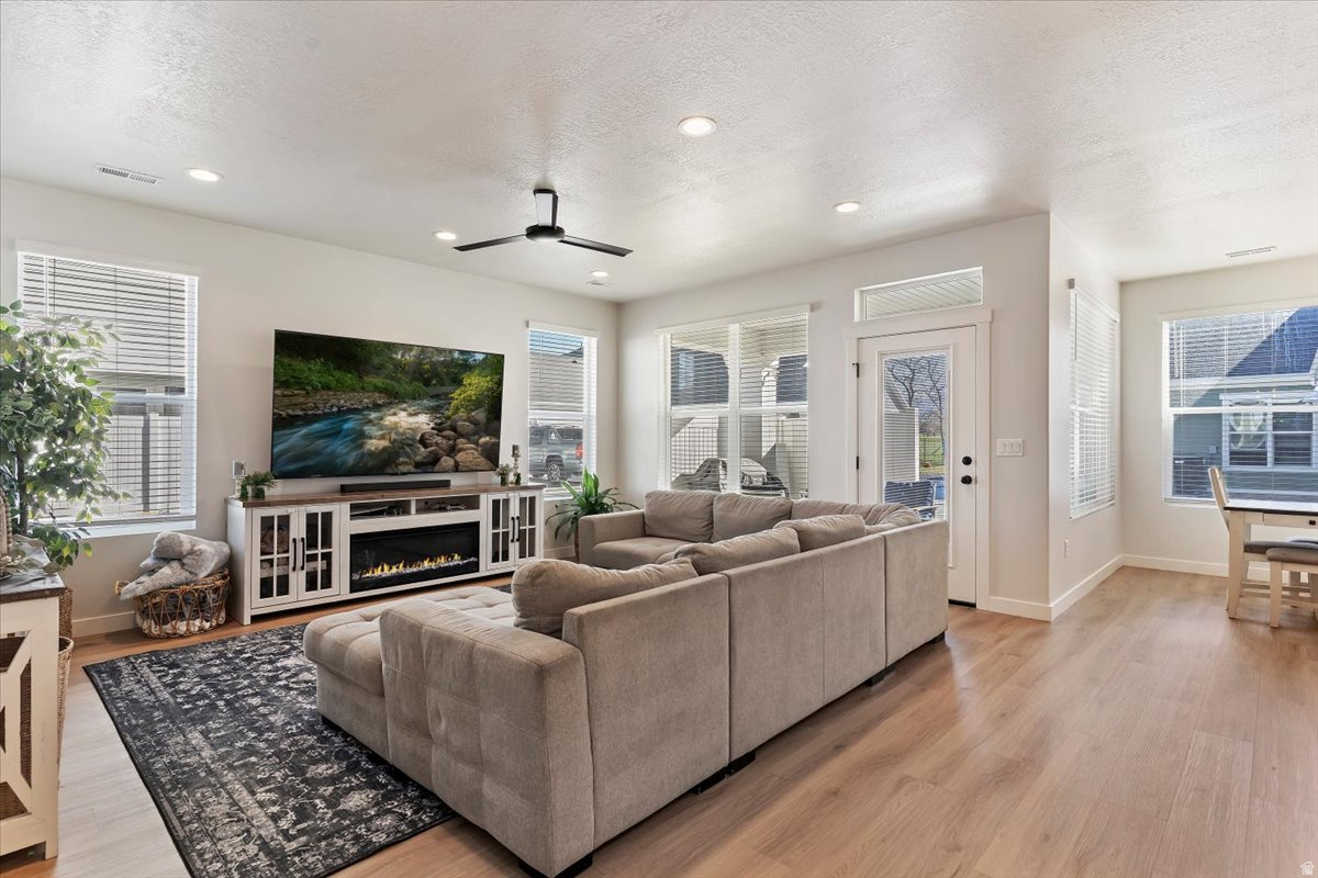 BLUFF VIEW PHASE 4 - Residential