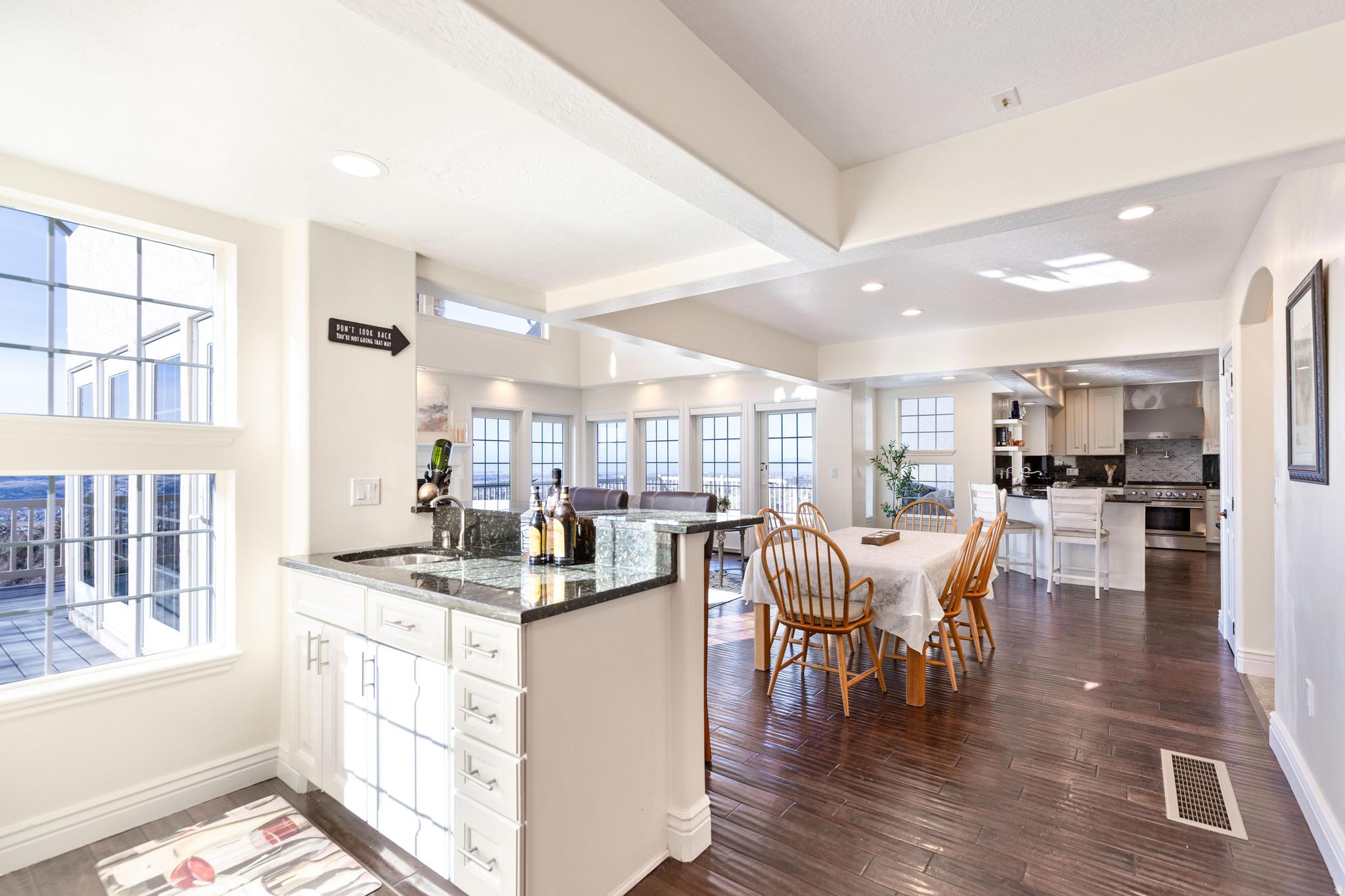 CALAIS - Residential