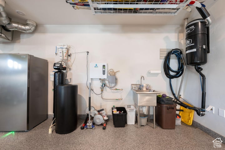 THE RESERVE AT ENTRADA - Residential