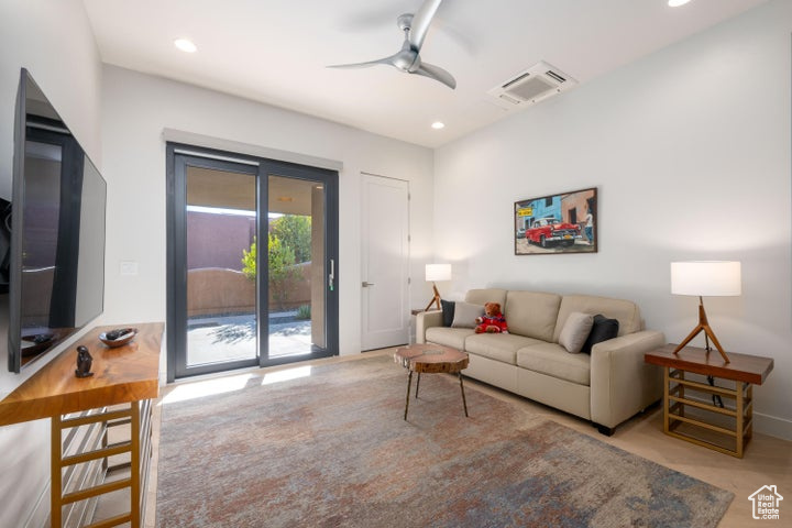 THE RESERVE AT ENTRADA - Residential