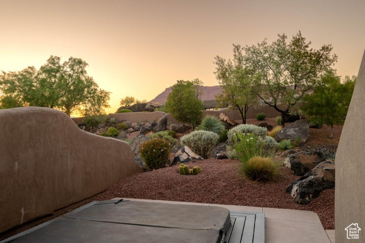 THE RESERVE AT ENTRADA - Residential