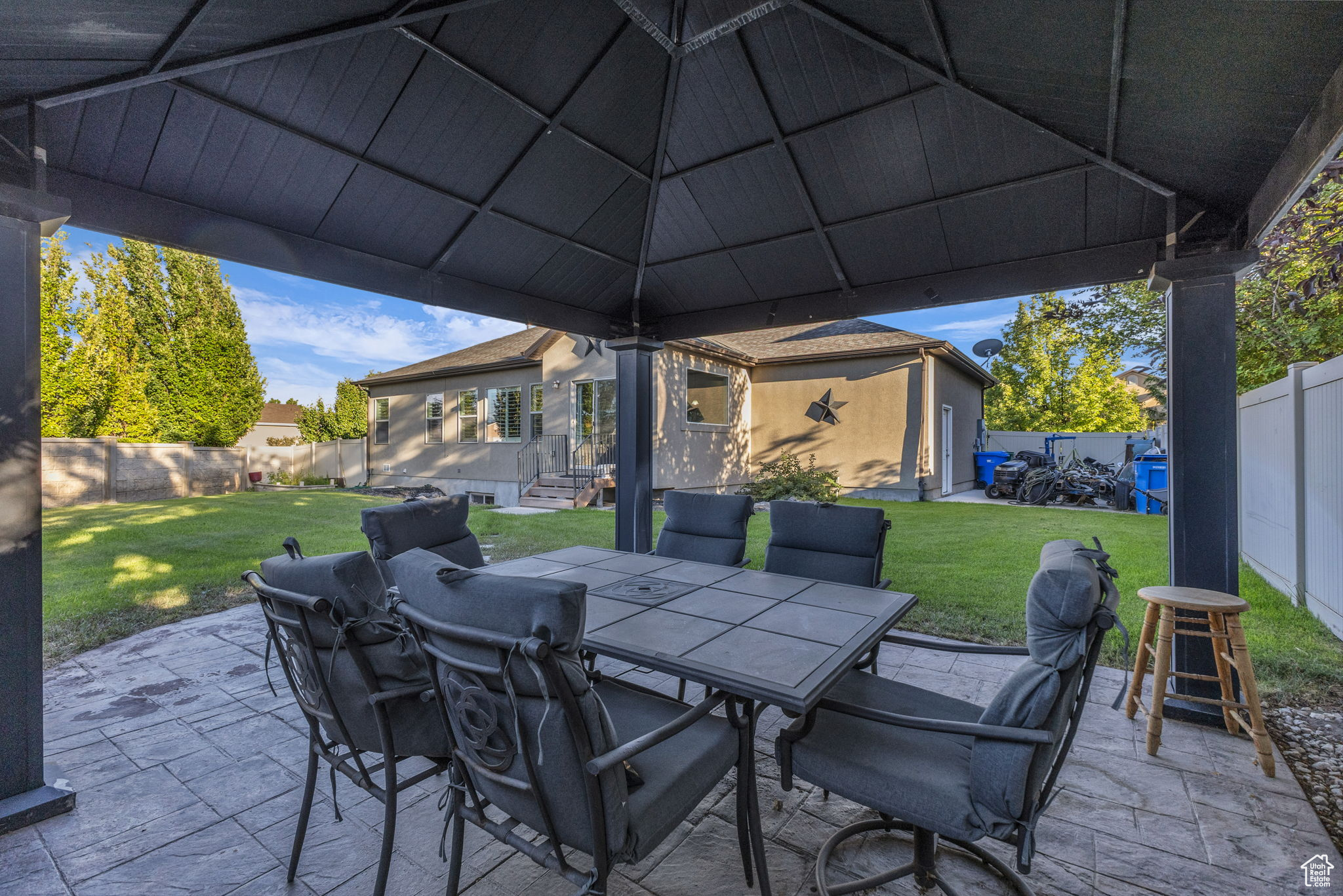 ROSE CREEK - Residential