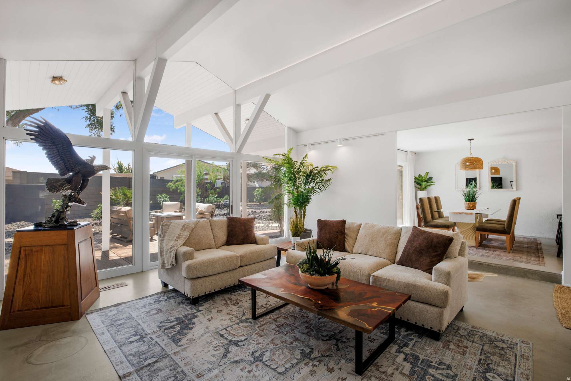 BLOOMINGTON COUNTRY CLUB - Residential