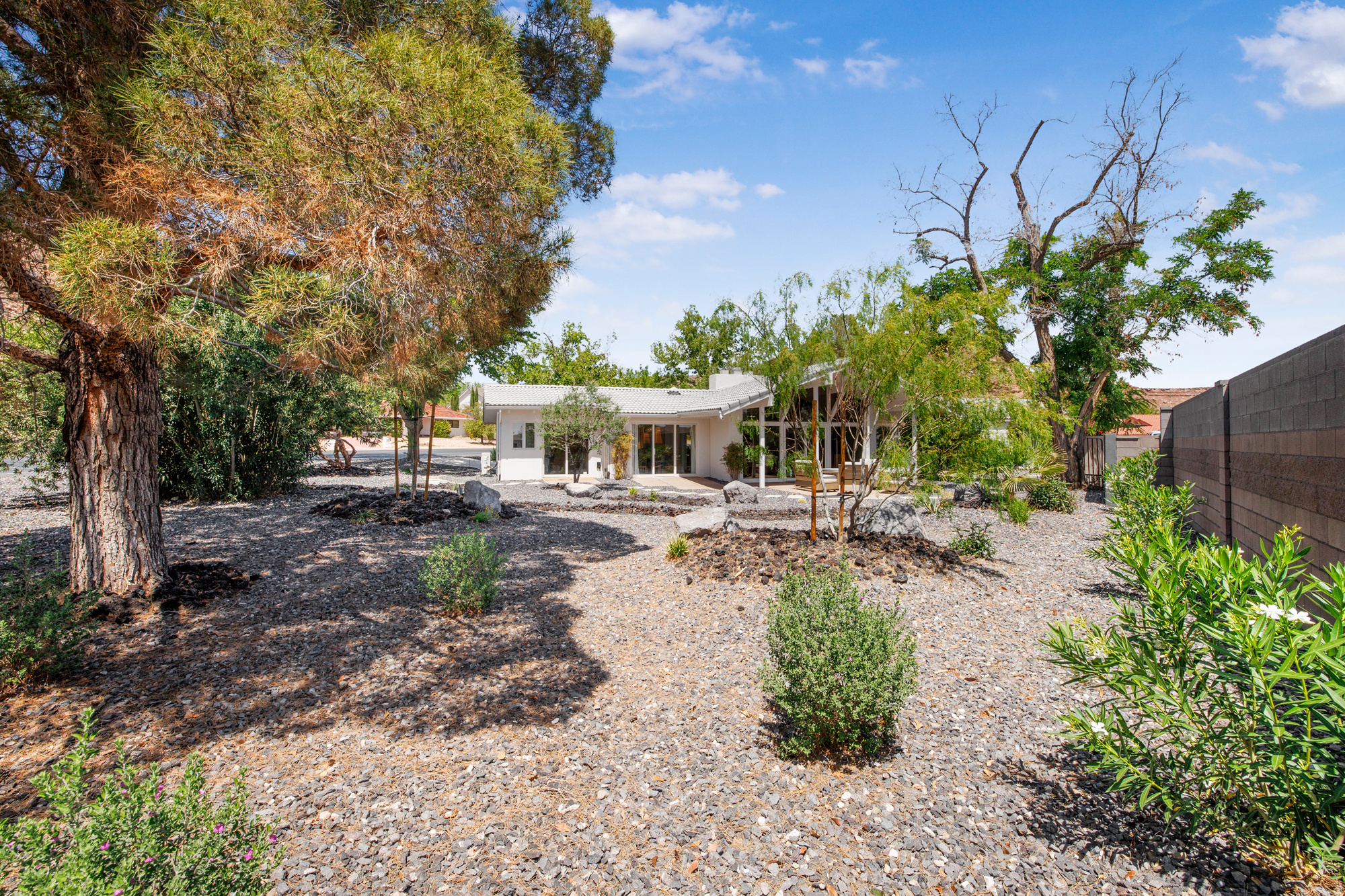 BLOOMINGTON COUNTRY CLUB - Residential