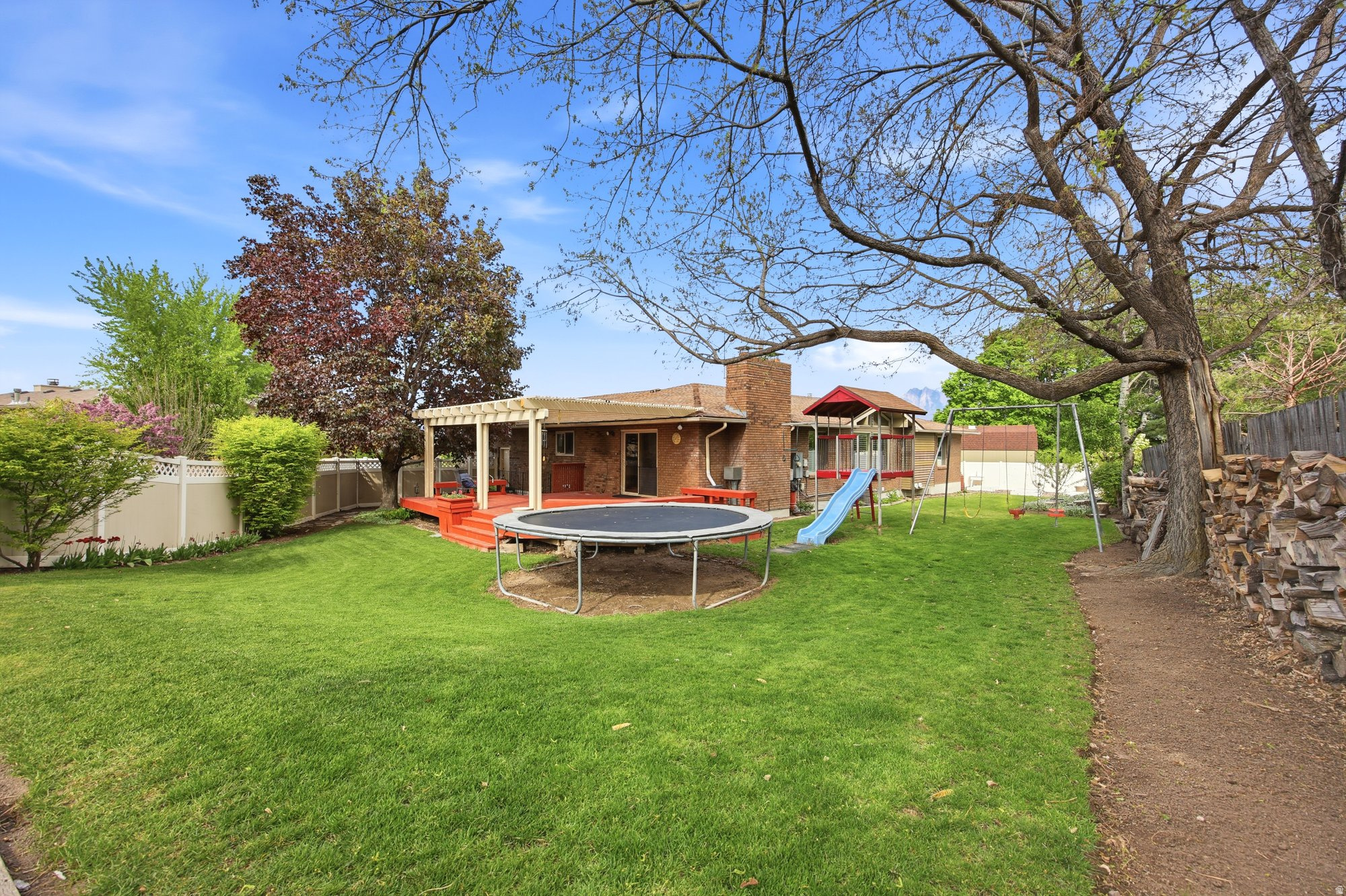 BROOKSHIRE - Residential