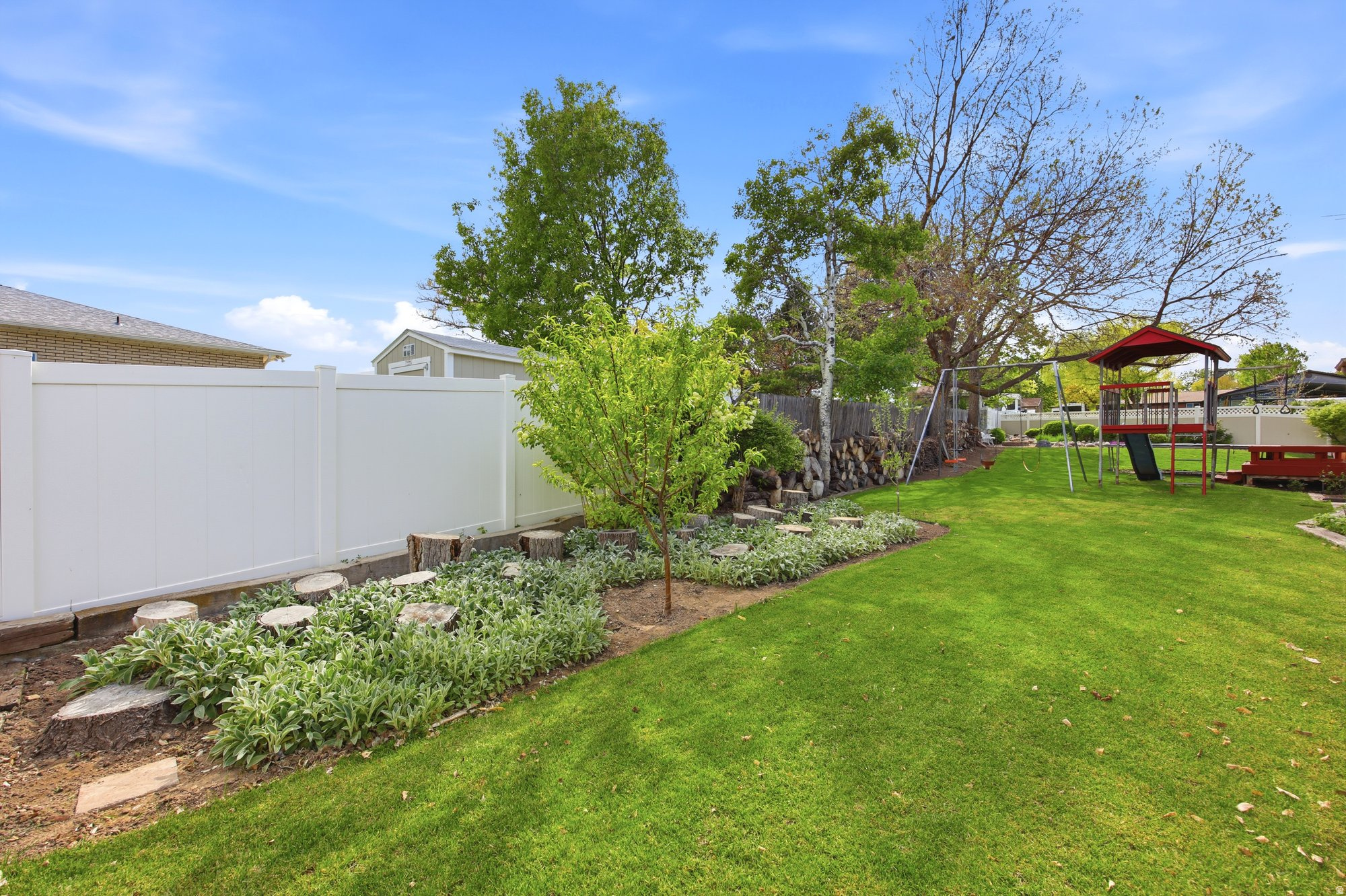 BROOKSHIRE - Residential