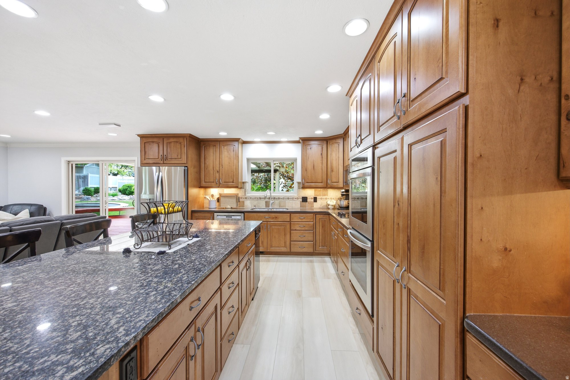 BROOKSHIRE - Residential