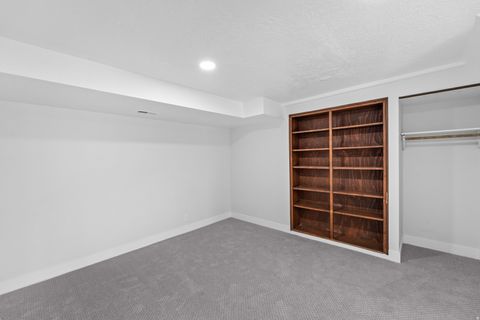 Tiny photo for 1406 SWINTON LN, Farmington, UT 84025 (MLS # 2149515)