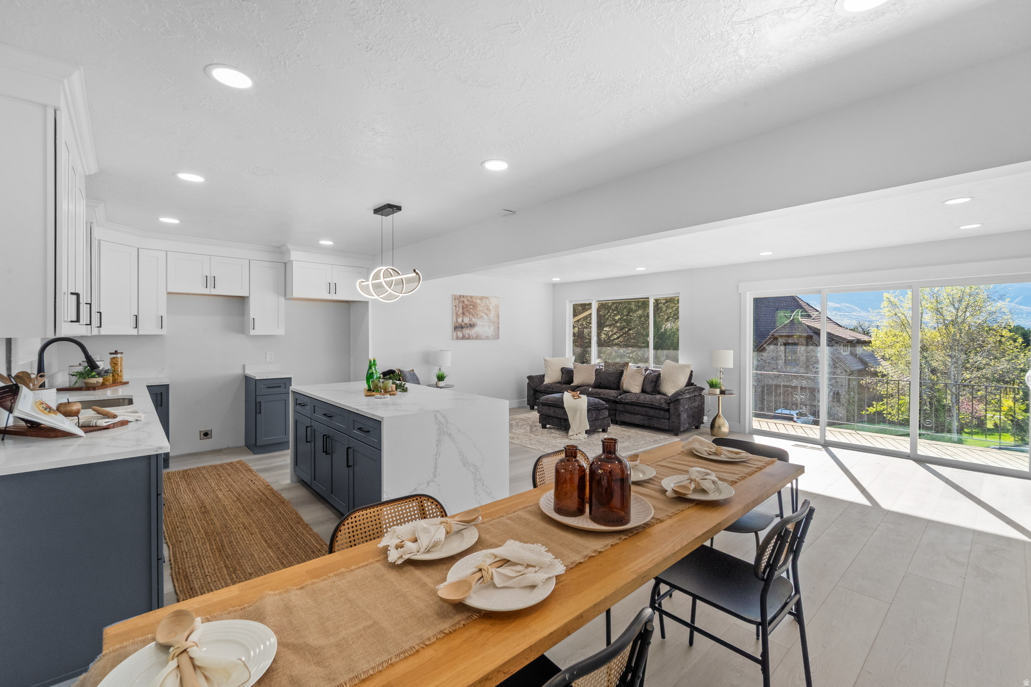 OAKRIDGE VILLIAGE - Residential