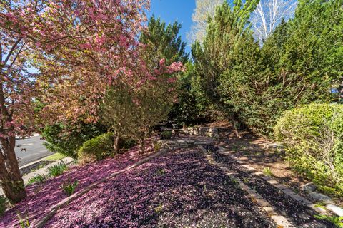 Tiny photo for 1406 SWINTON LN, Farmington, UT 84025 (MLS # 2149515)