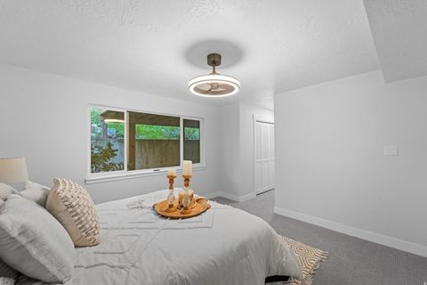 Tiny photo for 1406 SWINTON LN, Farmington, UT 84025 (MLS # 2149515)