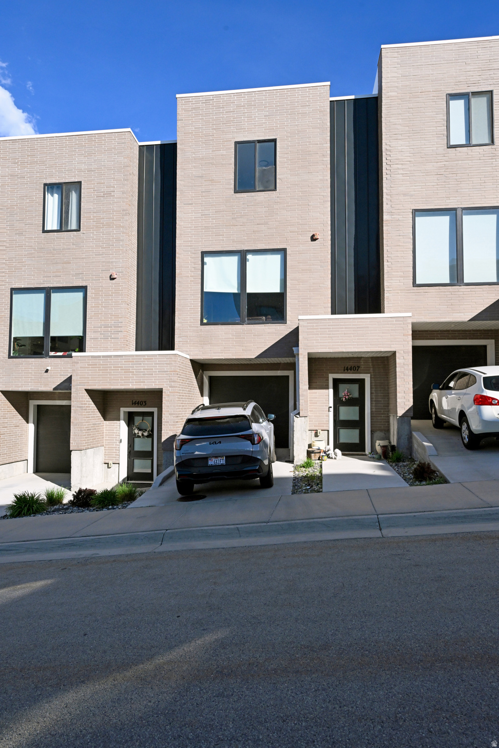 STERLING HEIGHTS - Residential