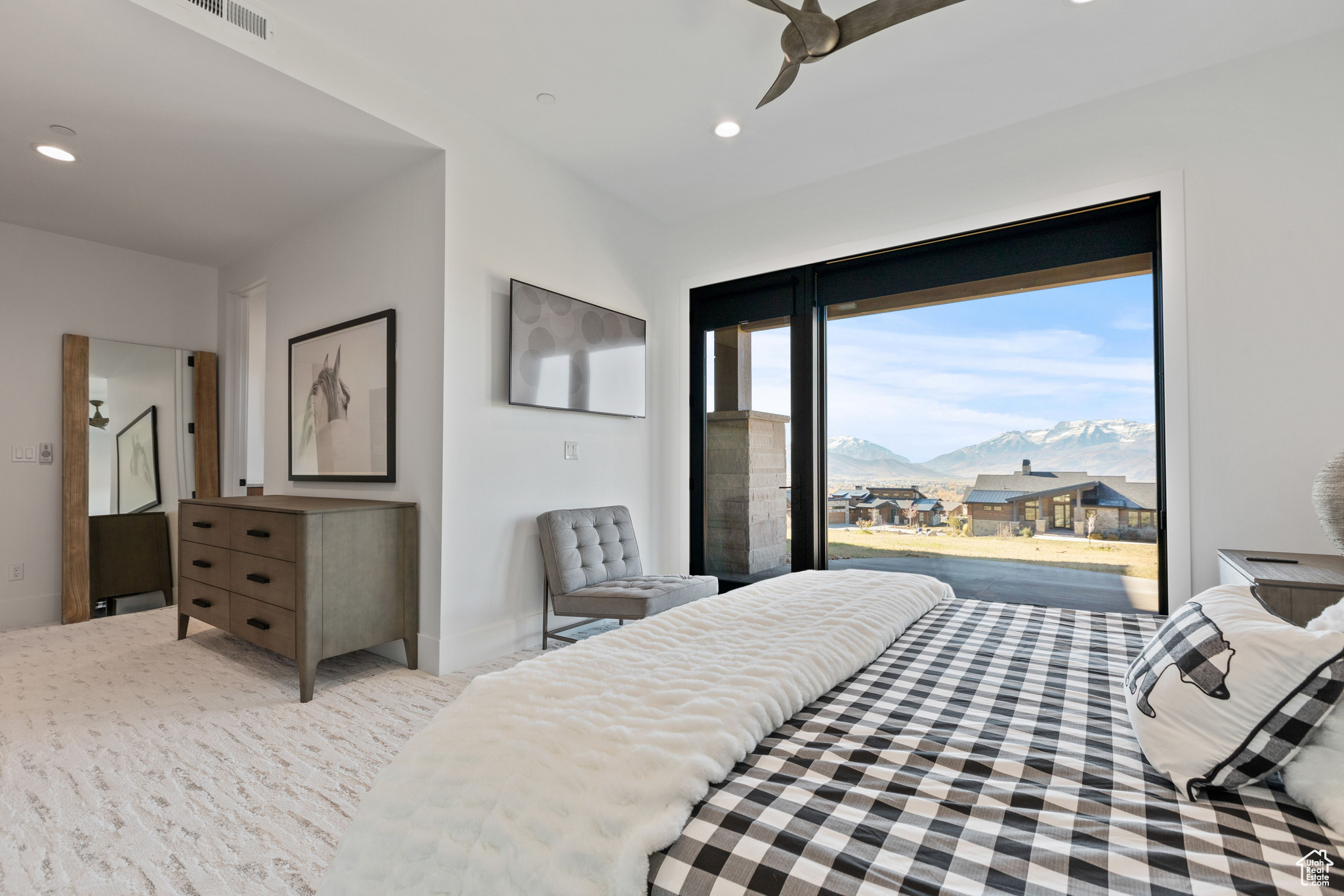 RED LEDGES - Residential