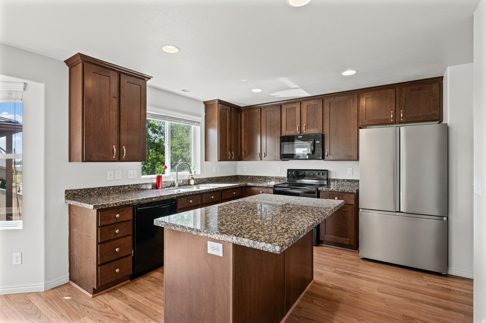 SEIFERT ESTATES - Residential
