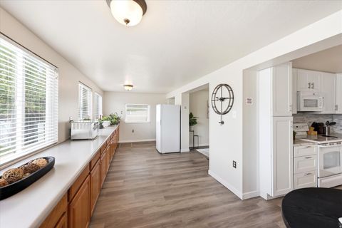 Tiny photo for 215 CAROL WAY, Midvale, UT 84047 (MLS # 2149971)