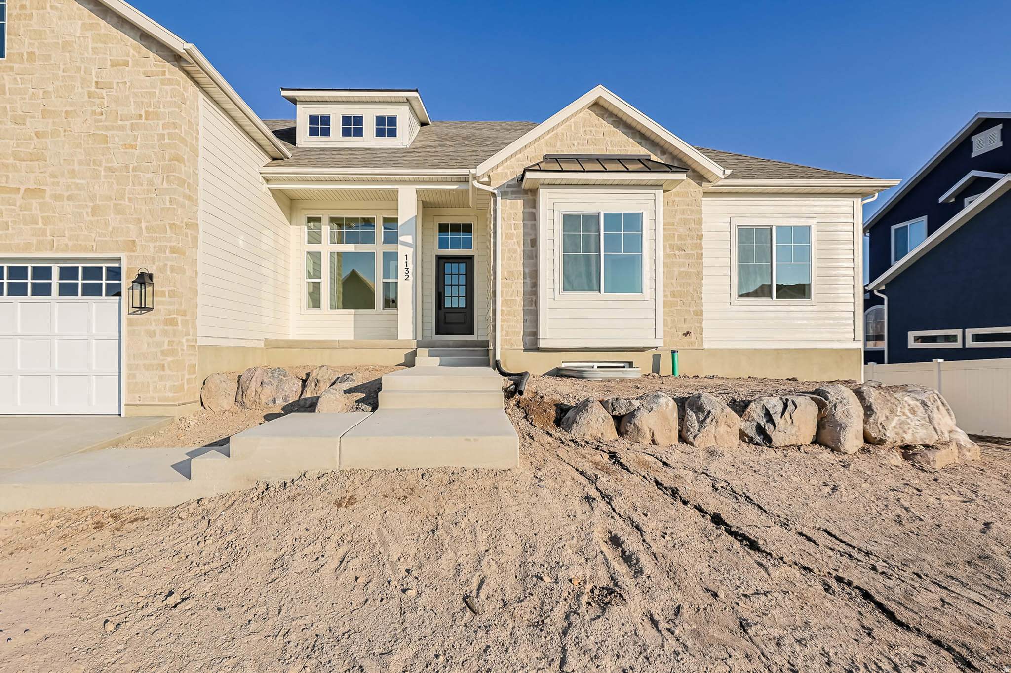 PIONEER HEIGHTS - Residential